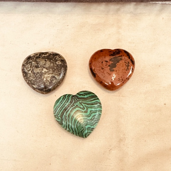Heart Crystals! Kambemba, Malachite & Mahogany Jasper - Picture 2 of 5